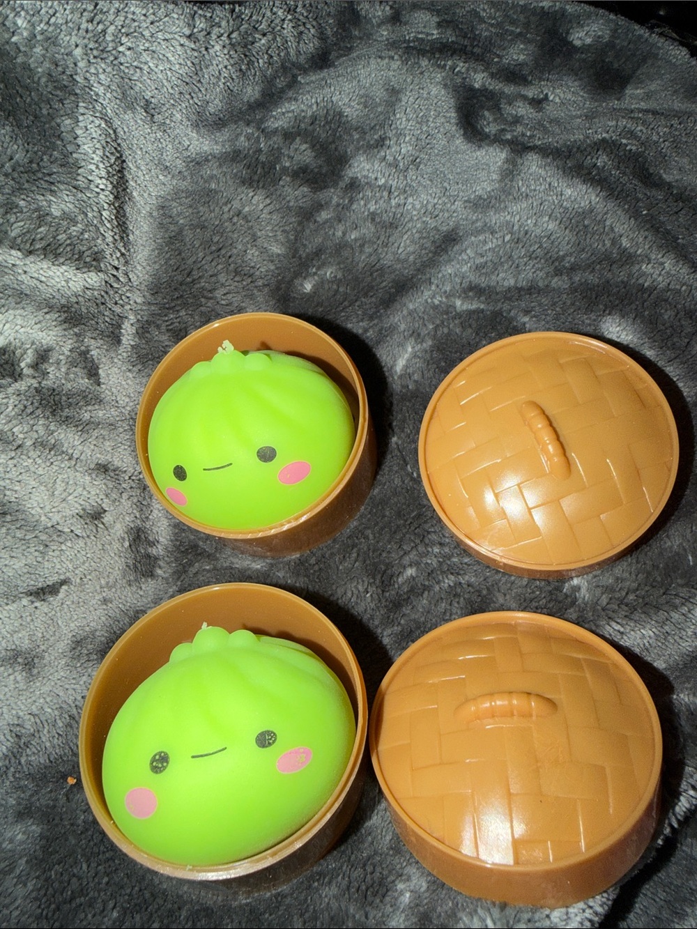 2  Cute Green Steamed Bun sensory toy - Soft Scented Squishy